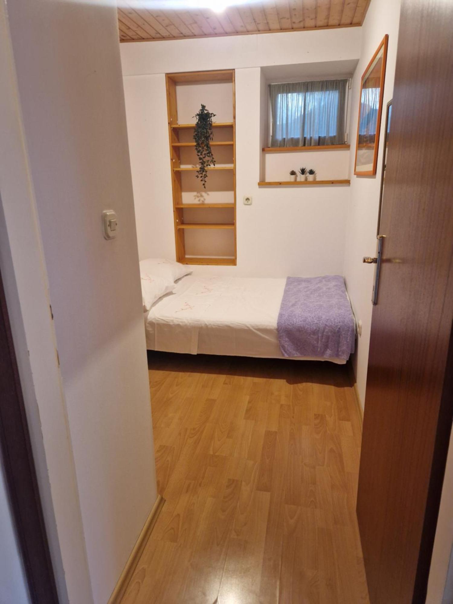 Grdelin Appartement Omiš Buitenkant foto
