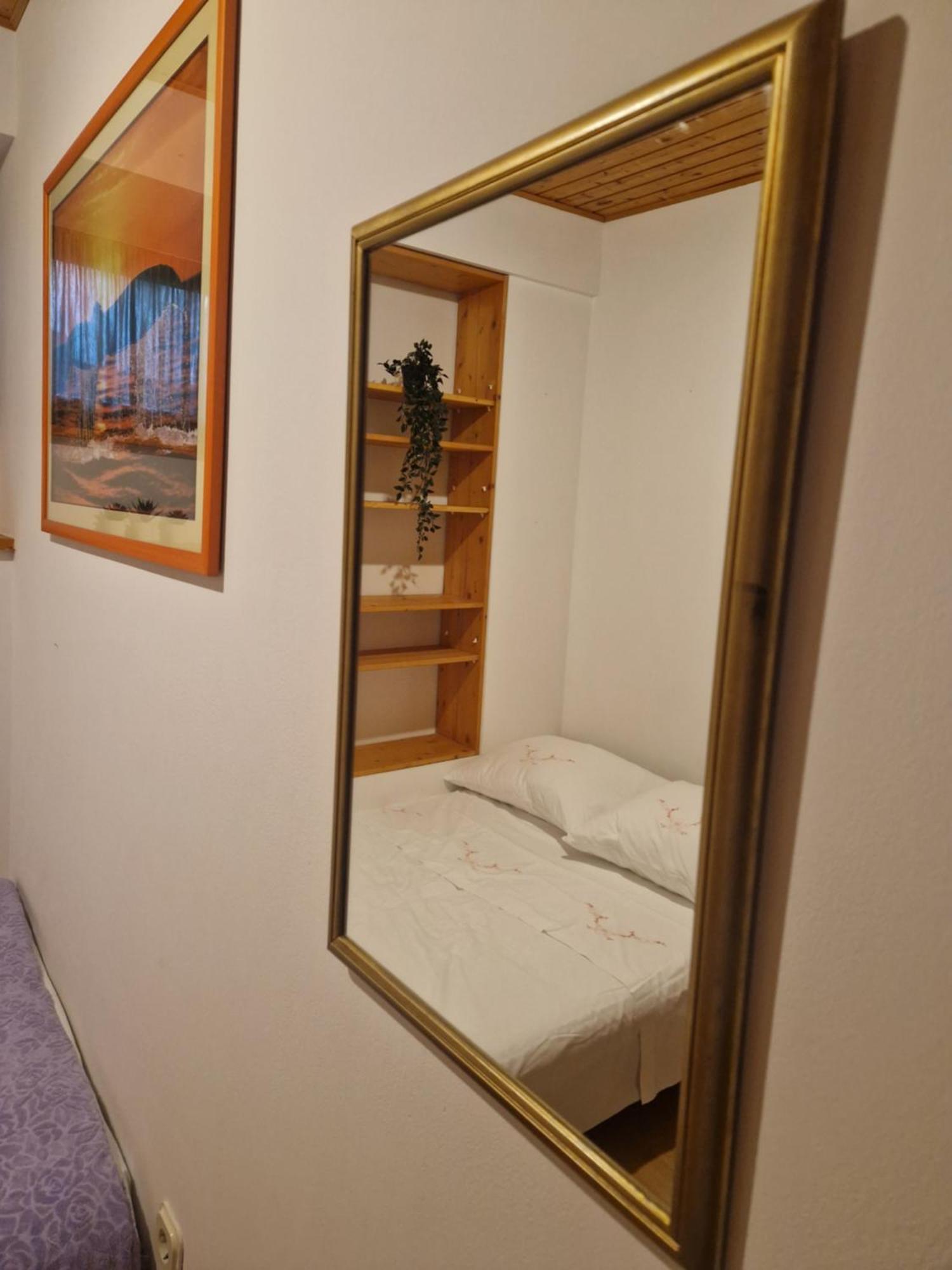 Grdelin Appartement Omiš Buitenkant foto