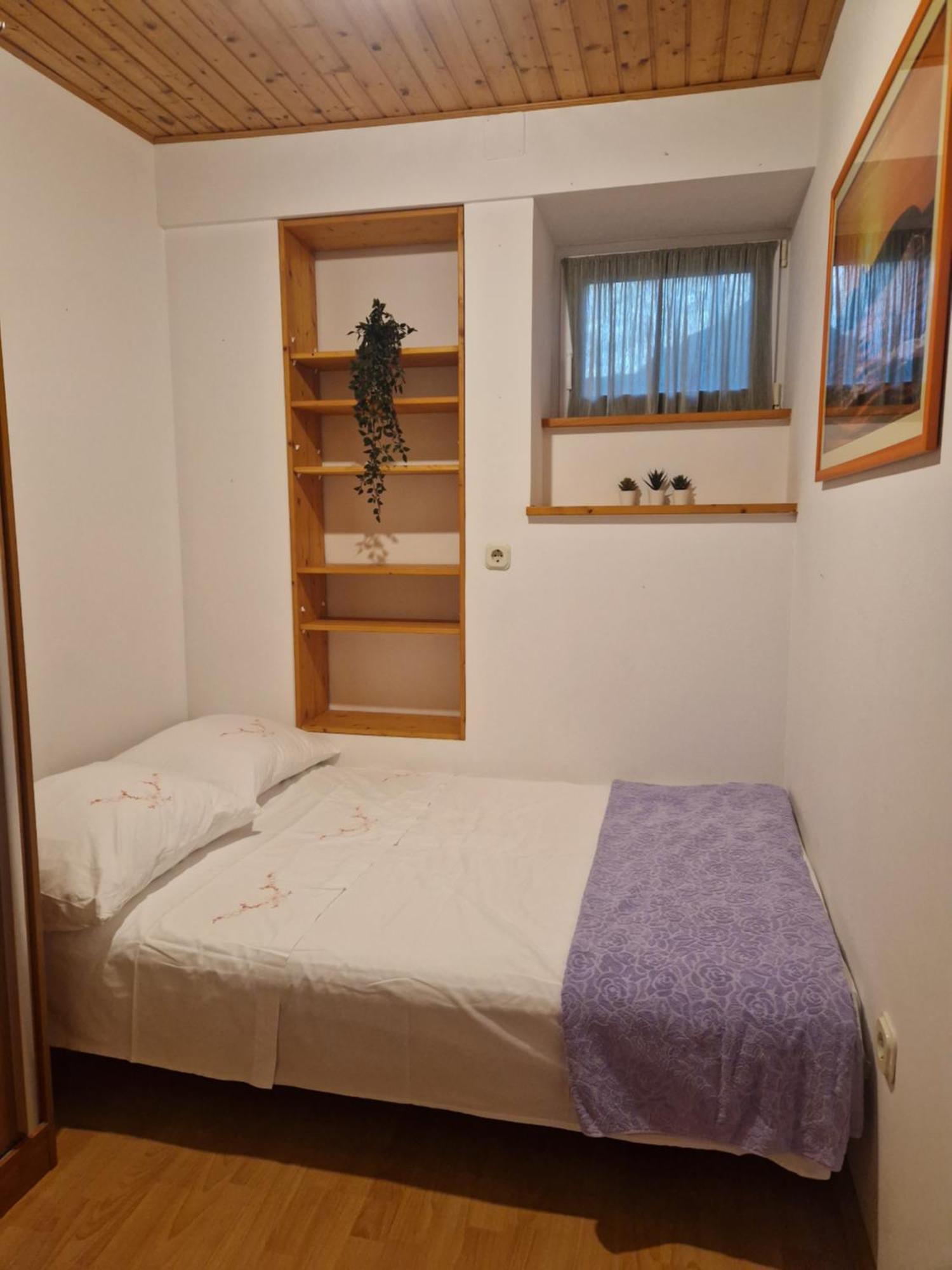 Grdelin Appartement Omiš Buitenkant foto